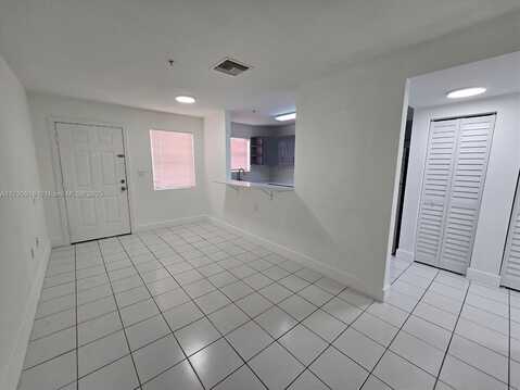 1627 NW 18th St, Miami, FL 33125