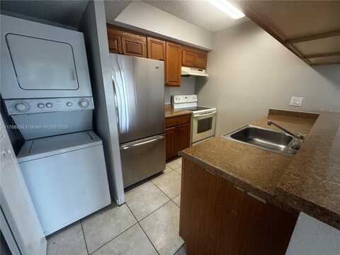 5686 Rock Island Rd, Tamarac, FL 33319