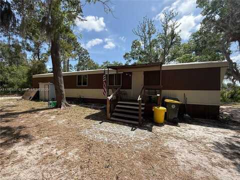 1515 Wilson Dr, Sebring, FL 33875