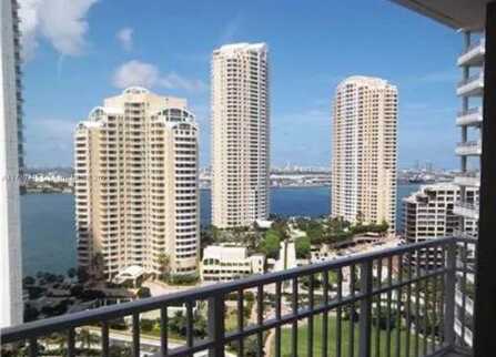 701 Brickell Key Blvd, Miami, FL 33131