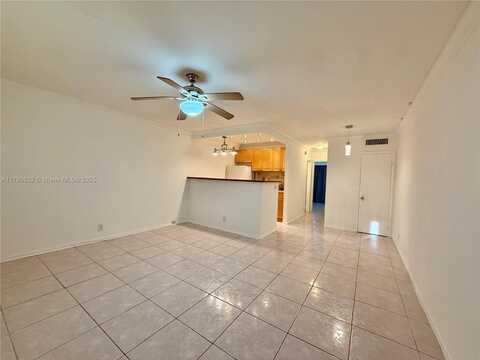 467 Golden Isles Dr, Hallandale Beach, FL 33009