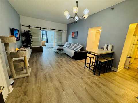 20515 E Country Club Dr, Aventura, FL 33180