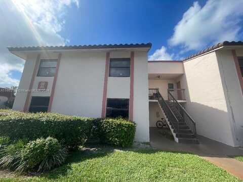 855 NE 209th St, Miami, FL 33179