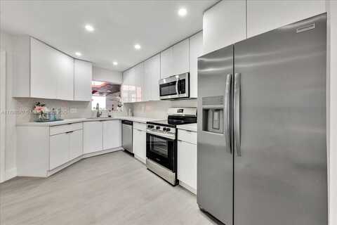 1750 W 46th St, Hialeah, FL 33012