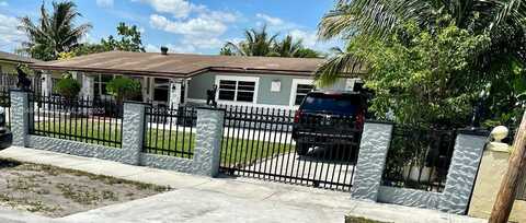 2941 NW 173rd Ter, Miami Gardens, FL 33056