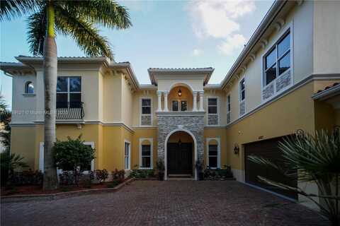 4662 Saxon Rd, Coconut Creek, FL 33073