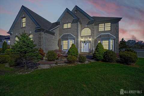 2 Eddie Ct Court, Brunswick Gardens, NJ 08810