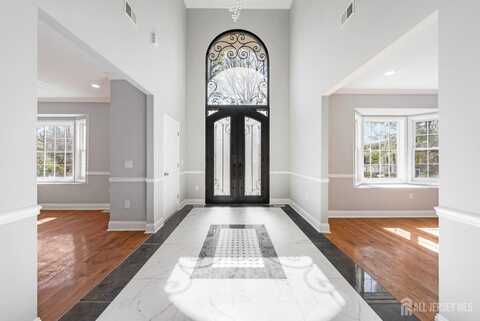 22 Mary Ellen Drive, Edison, NJ 08820