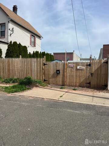 6 Fitch Street, Carteret, NJ 07008