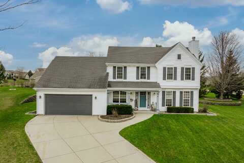 869 Joshua Ct, Pewaukee, WI 53072