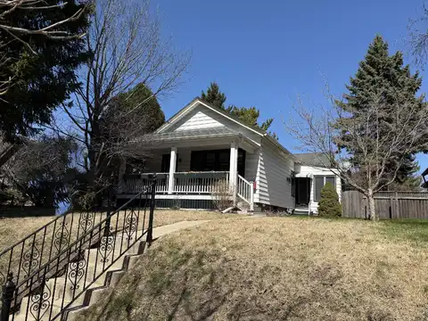 2776 S Superior St, Bay View, WI 53207