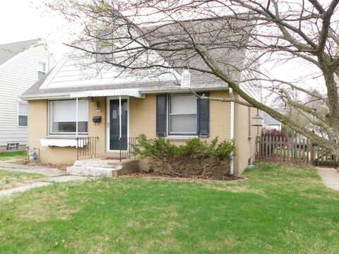 8951 W Lisbon Ave, Milwaukee, WI 53222