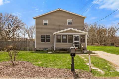 4033 E Lakeside Ave, Oak Creek, WI 53154