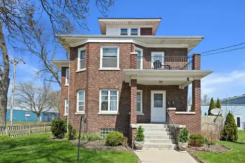 2620 Roosevelt Rd, Kenosha, WI 53143