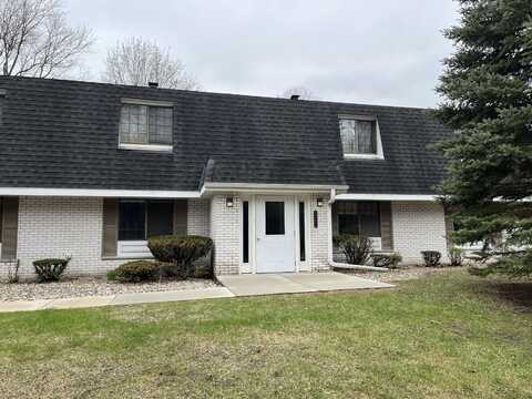 20275 Independence Dr, Brookfield, WI 53045