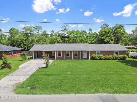 223 Felicity Street, Bay Saint Louis, MS 39520