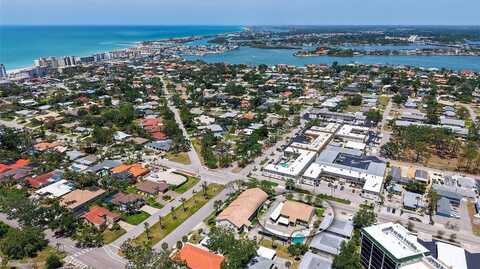 525 BARCELONA AVENUE, VENICE, FL 34285