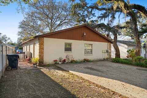 8204 N HILLSBOROUGH LANE, TAMPA, FL 33604