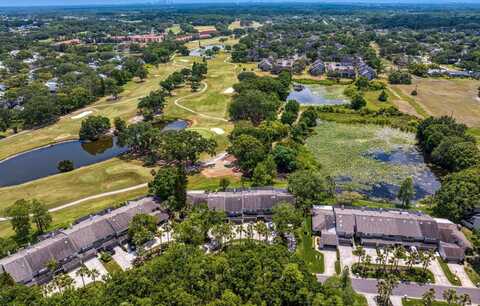 4240 GOLF CLUB LANE, TAMPA, FL 33618