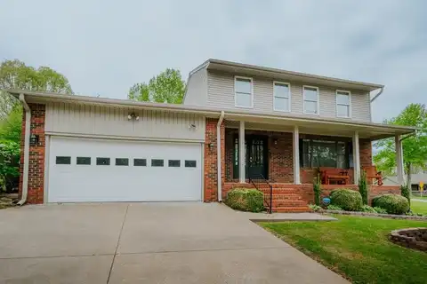 122 Genevieve Dr., Madisonville, KY 42431