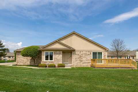 41212 Whispering Oaks, Clinton Township, MI 48038