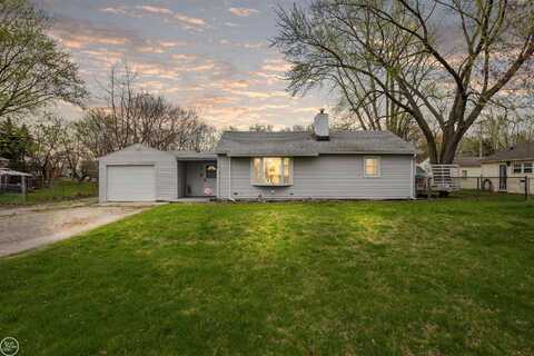 38128 Groesbeck, Clinton Township, MI 48036