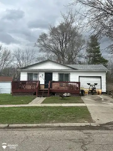 1934 Basil, Flint, MI 48504
