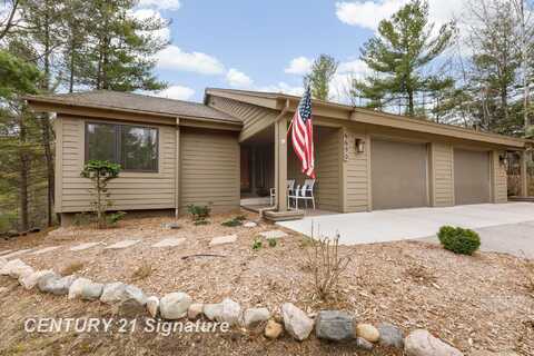 6690 Mission Ridge, Traverse City, MI 49686
