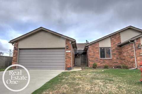 32401 Stoneybrook, Fraser, MI 48026