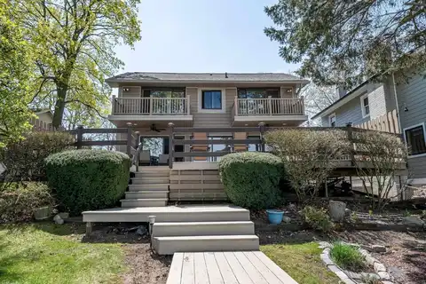 4040 Lark, Waterford, MI 48328