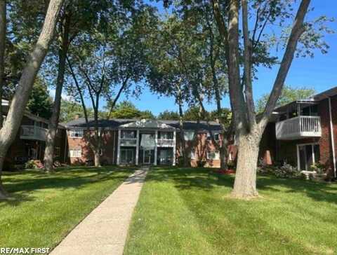 42436 Sheldon, Clinton Township, MI 48038