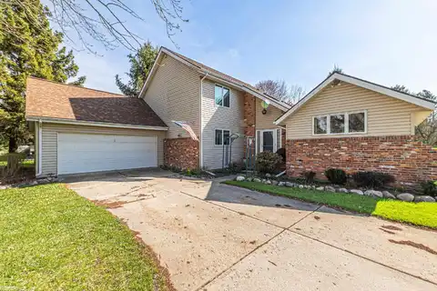 5590 Edgar, Clarkston, MI 48346