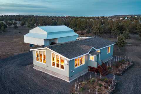 5919 SE Thomas Road, Prineville, OR 97754