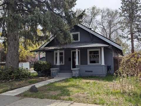 805 NW Georgia Avenue, Bend, OR 97703