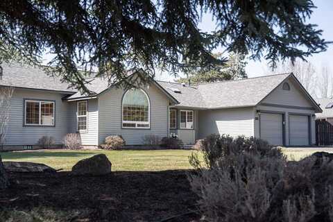 61275 Victory Loop, Bend, OR 97702