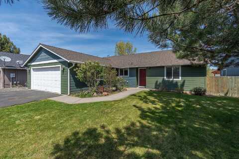 623 SE Conifer Court, Madras, OR 97741