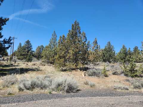 65415 78th Street, Bend, OR 97703