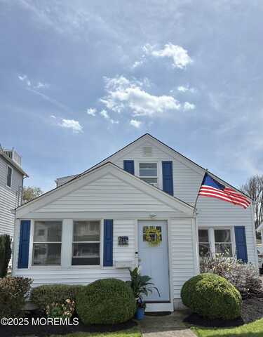 102 Niblick Street, Point Pleasant Beach, NJ 08742