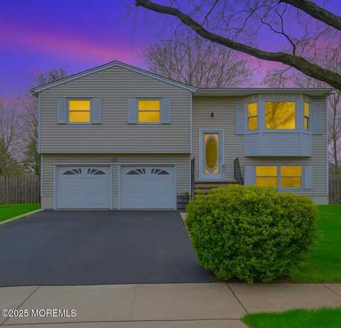 15 Heidi Drive, Fords, NJ 08863