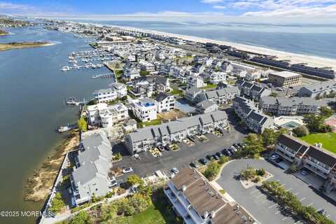 5 Island View Way, Sea Bright, NJ 07760
