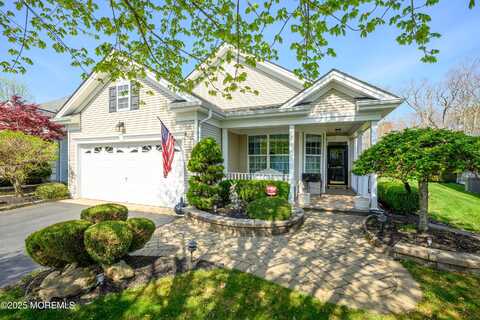 8 Cromwell Lane, Jackson, NJ 08527