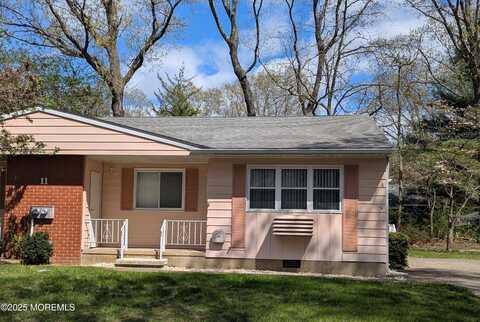 11 A Hawaii Way, Whiting, NJ 08759