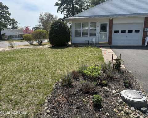 59a Kennedy Drive, Whiting, NJ 08759
