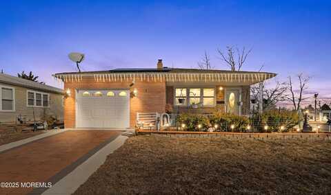 2 Liberta Drive, Toms River, NJ 08757