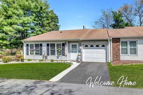 233 Cloverdale Drive, Lakewood, NJ 08701