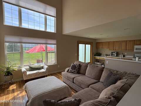 5506 Belmont Court, Toms River, NJ 08755