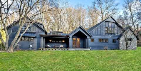 6 Hollise Court, Centerport, NY 11721