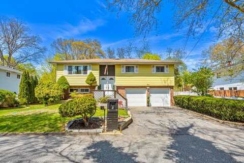 5 Lantern Street, Huntington, NY 11743
