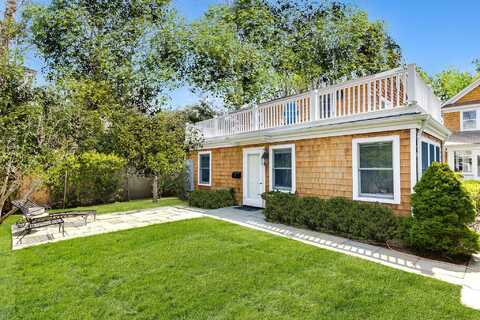 106 Meeting House Lane, Southampton, NY 11968