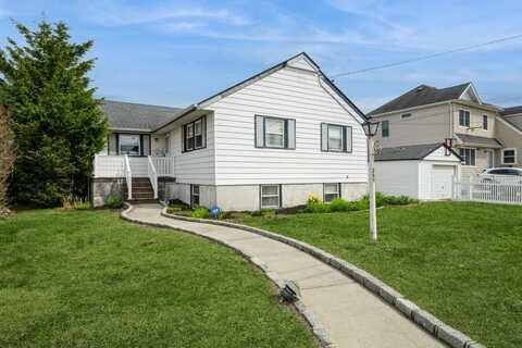 260 Washington Avenue, Island Park, NY 11558